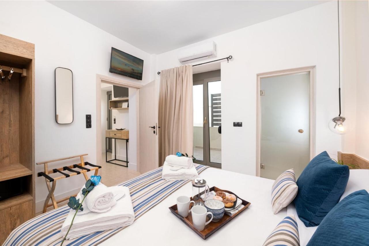 * Lux Cave Villa *